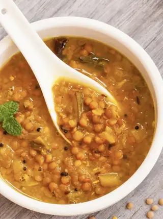 Soupe de lentilles au curry